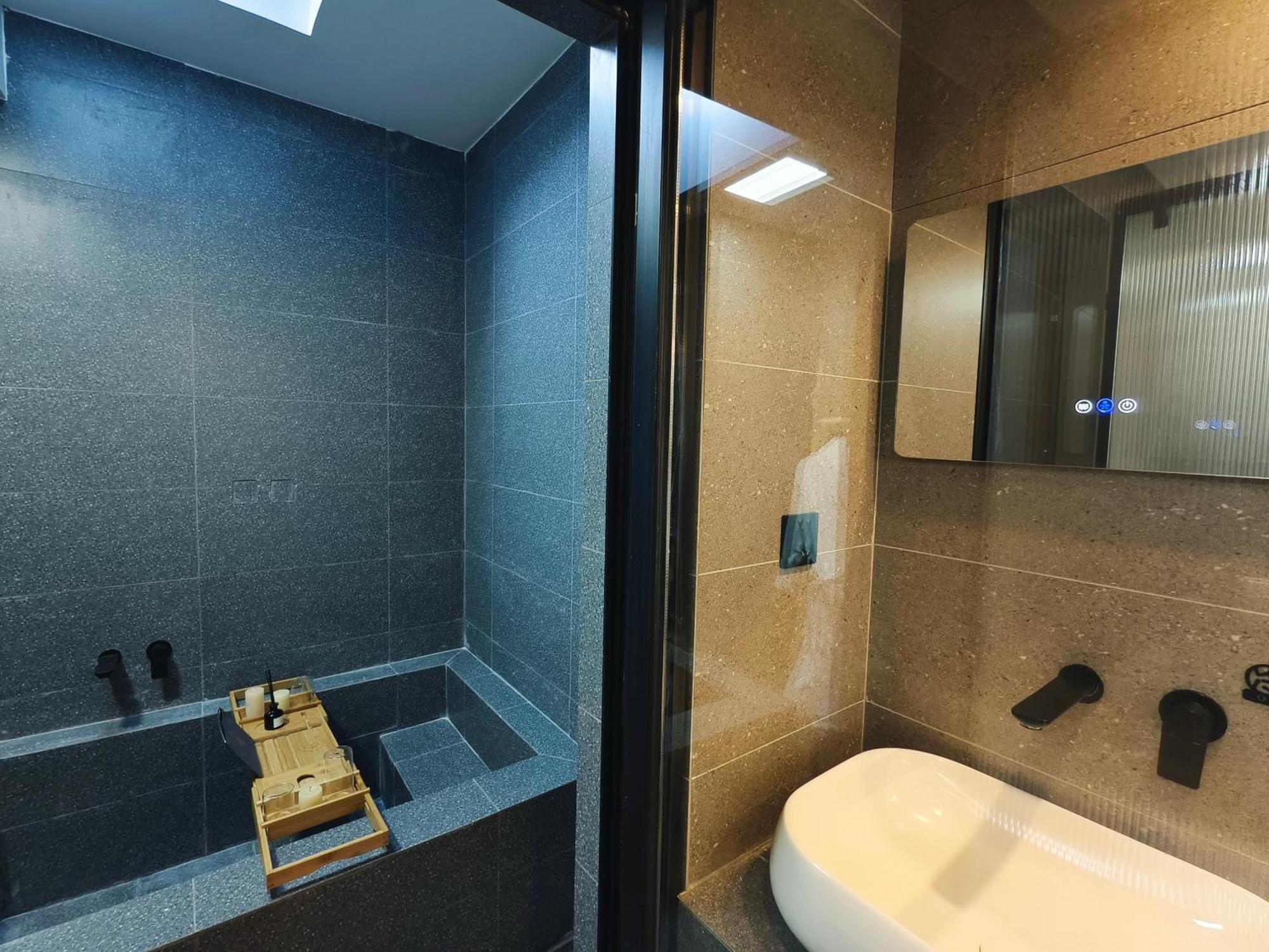 Beijing Hills & Hutong City Retreat Near Forbidden City & Line 4 Multi-Room Options Exteriér fotografie